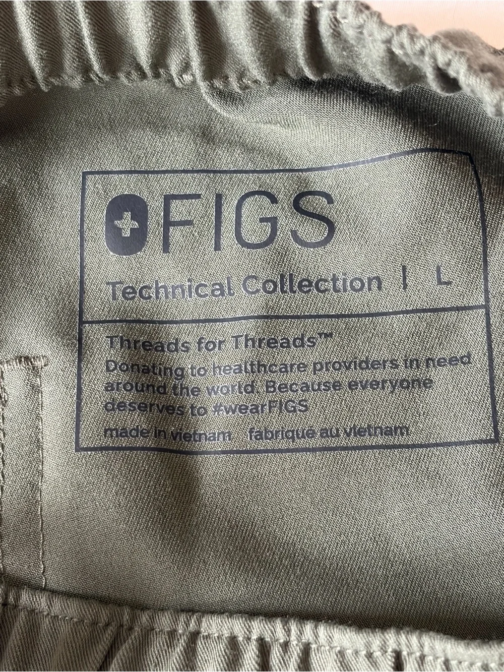 FIGS Technical Collection Cairo Cargo Scrub Pants Army Green Size Large Tall